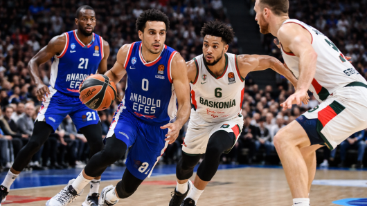 Anadolu Efes and Baskonia Clash in EuroLeague Match in Istanbul