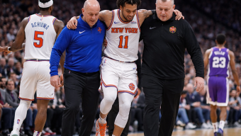 Completed: Knicks’ Jalen Brunson Exits vs. Kings After Right Ankle Injury