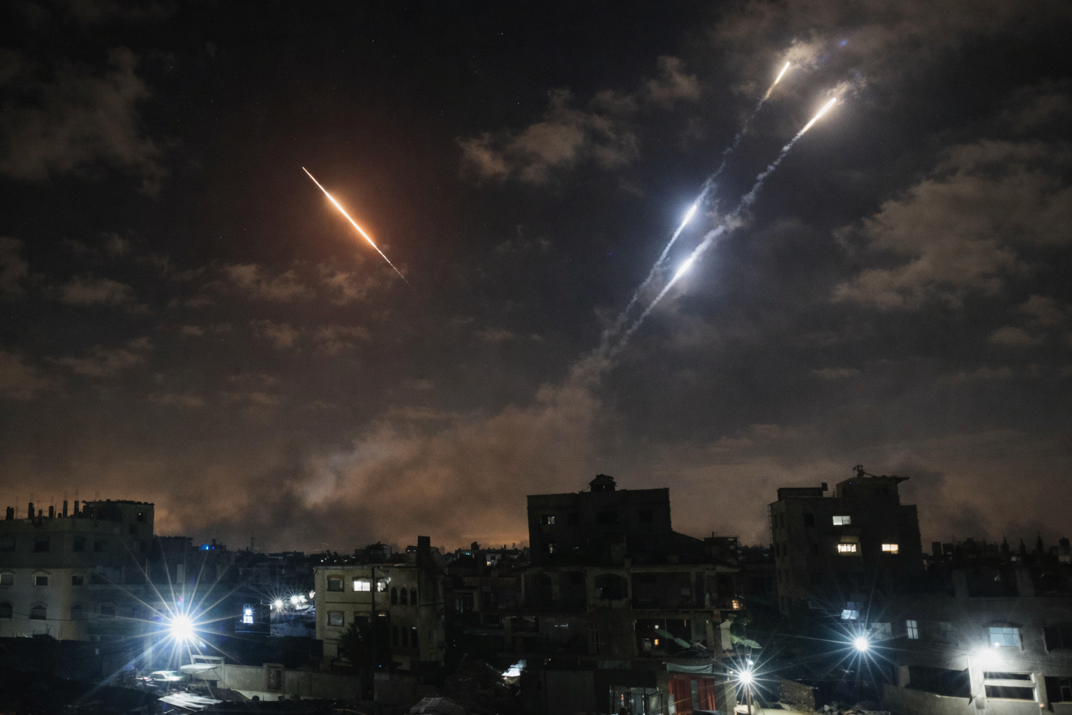 Israeli Airstrikes in Gaza Kill Palestinian Father and Daughter, Palestinian Officials Say Amid Ongoing Israel–Hamas War