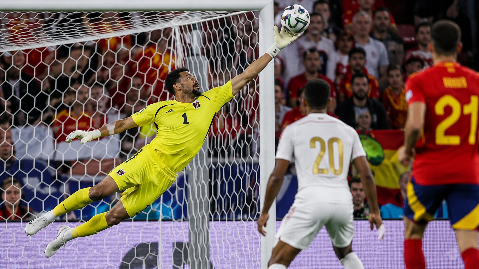 Cape Verde Goalkeeper Vozinha Reveals Mother Could Not Attend Historic Spain Draw Due to Visa Costs